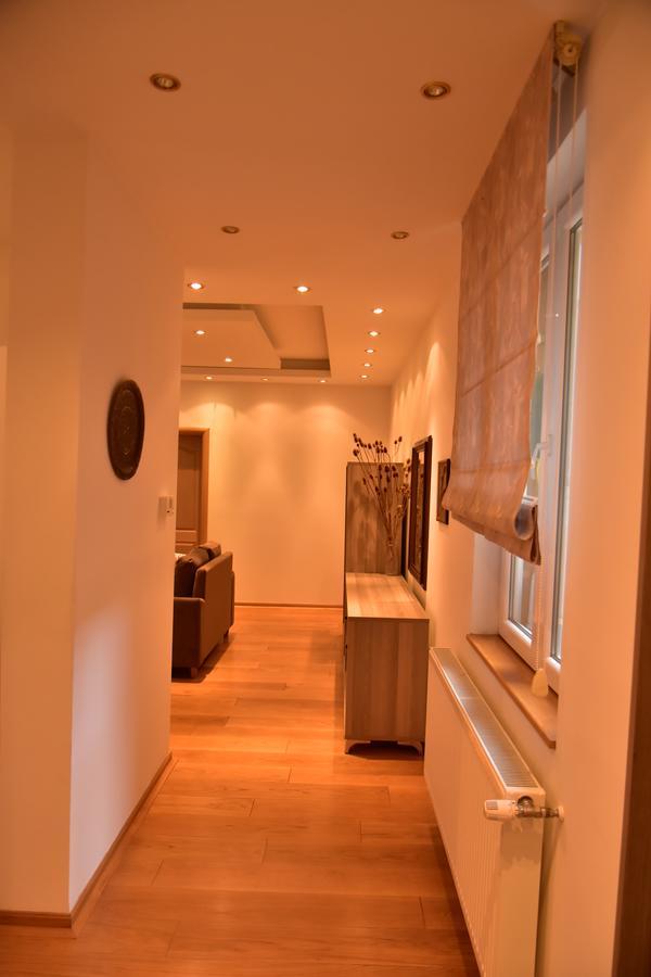 Ferhadija Luxury Apartment ซาราเยโว ภายนอก รูปภาพ